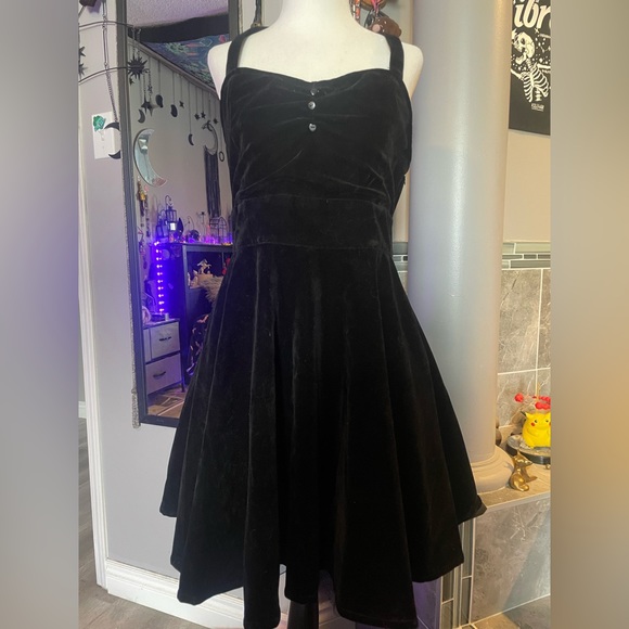 Killstar black velvet dress - Picture 3 of 5